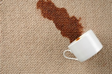 Como limpar manchas em carpetes e tapetes