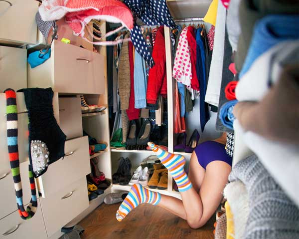 Como organizar o guarda roupa